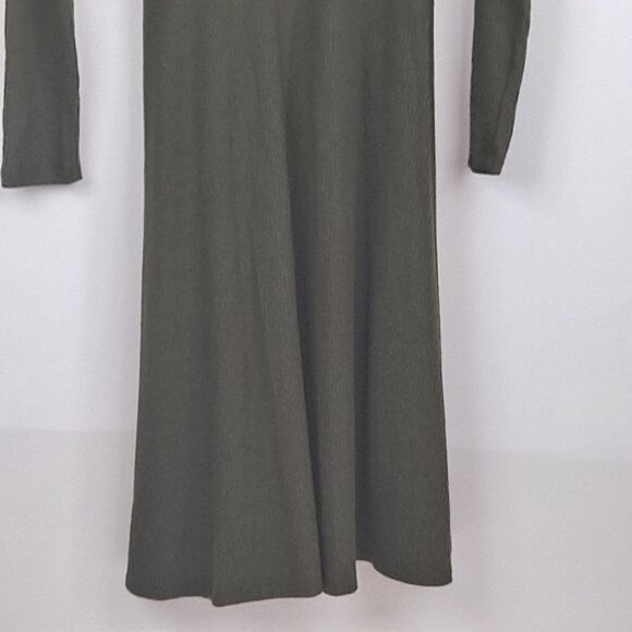 Ladies wrap front dress NWT - Picture 9 of 11